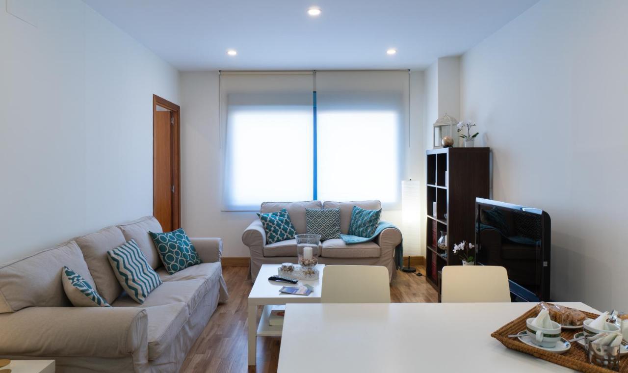 Malaga Centro Maria Zambrano Apartment Exterior photo