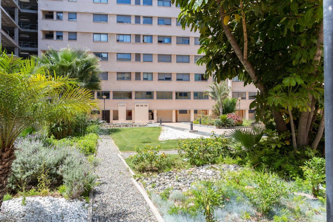 Malaga Centro Maria Zambrano Apartment Exterior photo