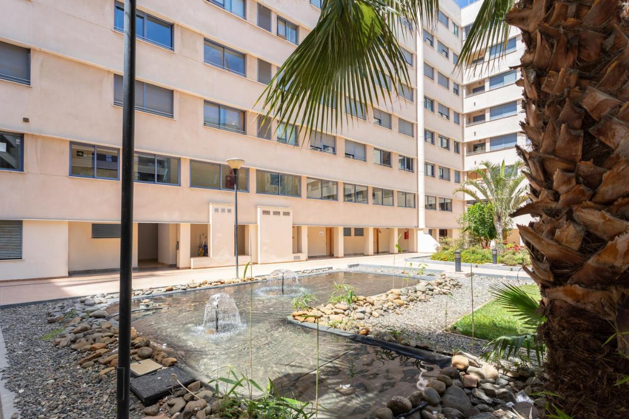 Malaga Centro Maria Zambrano Apartment Exterior photo